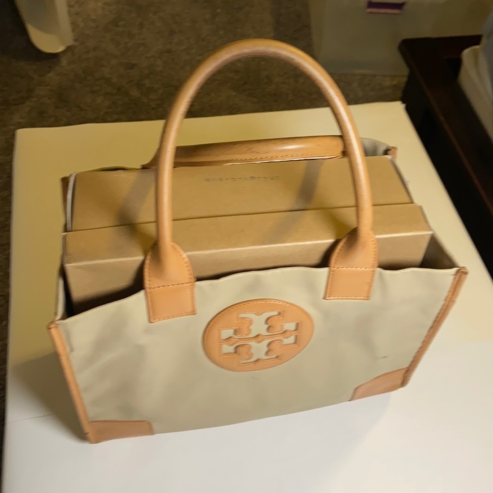 Tory Burch tan purse